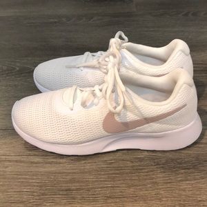 Women’s Nike Shoes